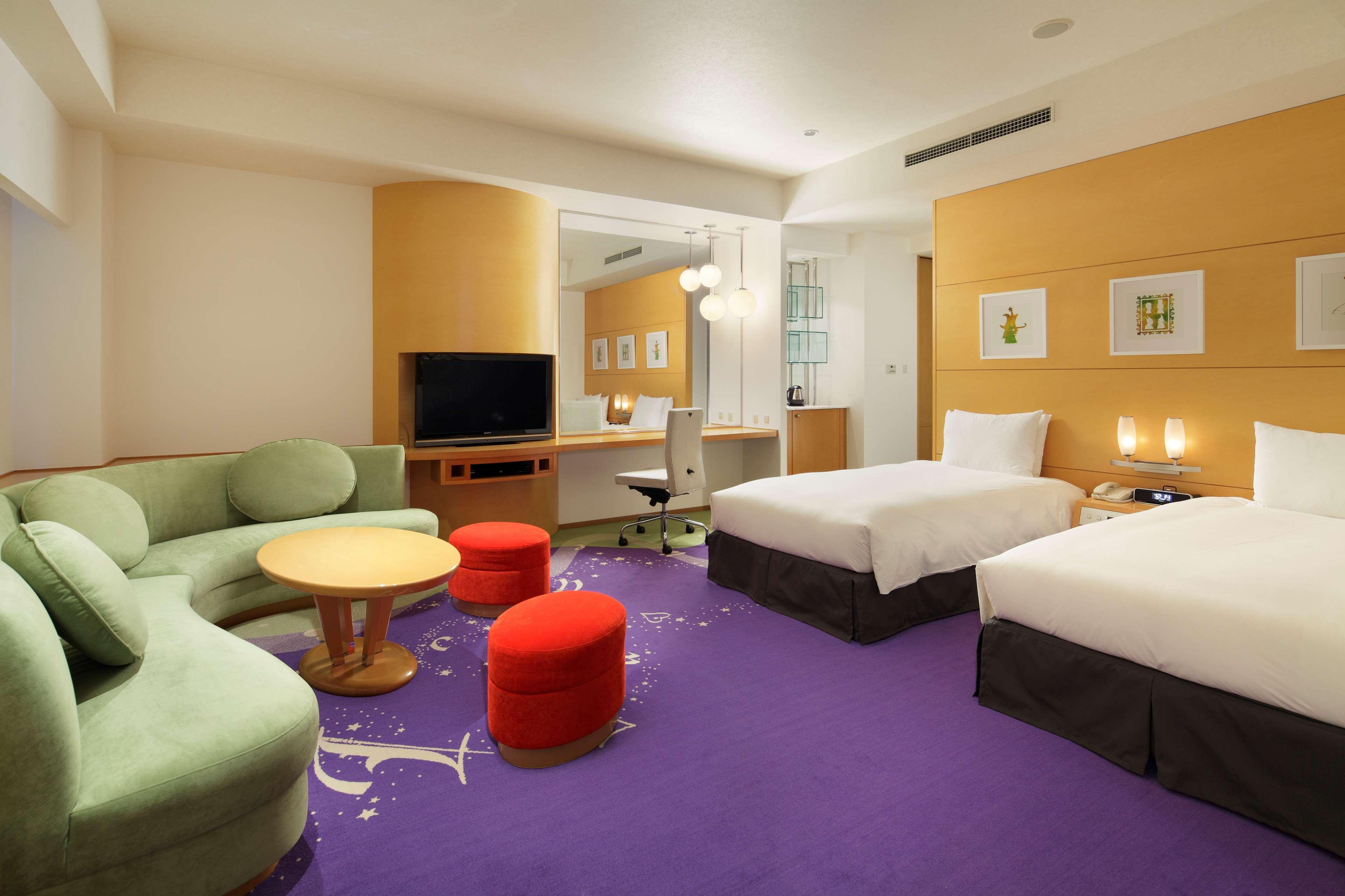 Hotel Hilton Tokyo Bay Urayasu Esterno foto